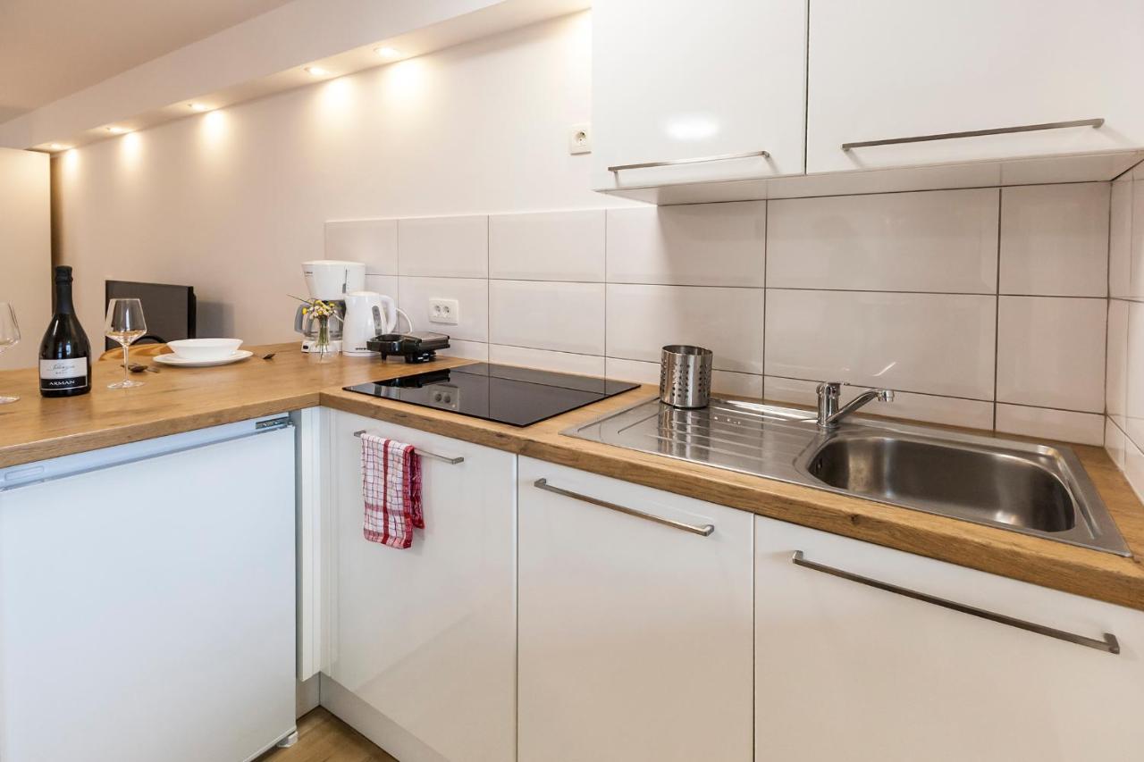 Studio & Apartment 'The Roots Apartments' Near Pula, Istria, Croatia Εξωτερικό φωτογραφία