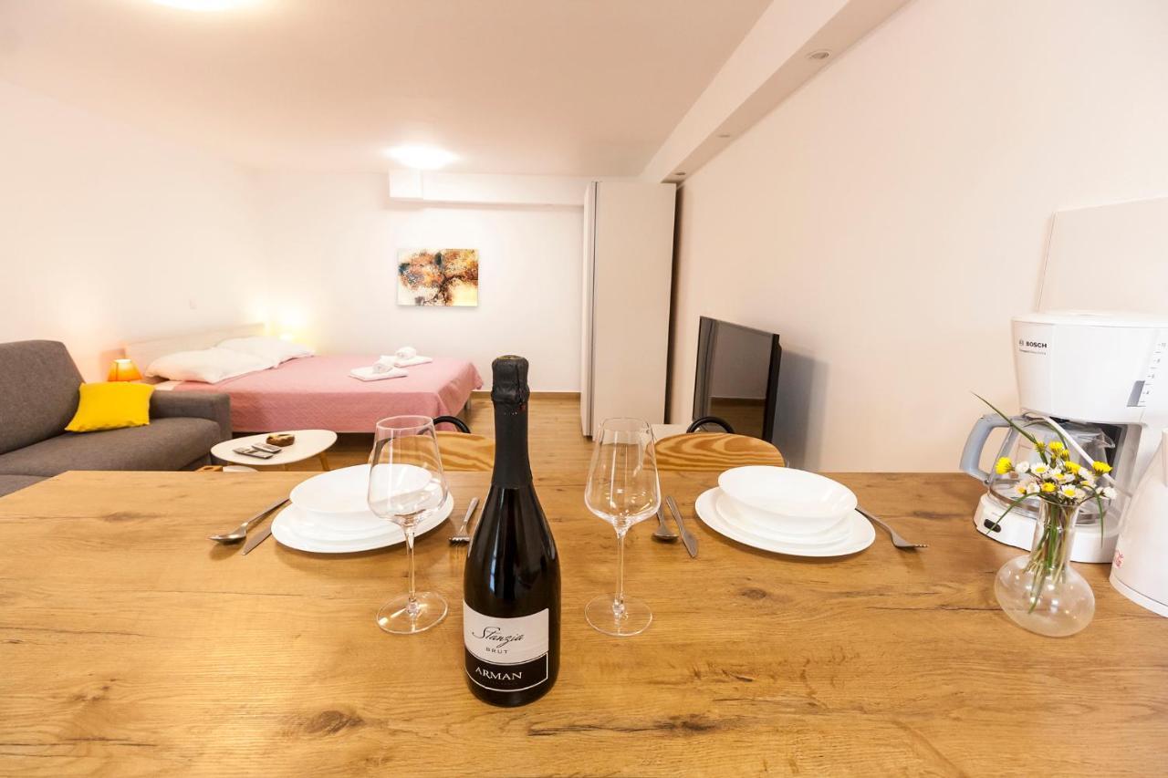 Studio & Apartment 'The Roots Apartments' Near Pula, Istria, Croatia Εξωτερικό φωτογραφία