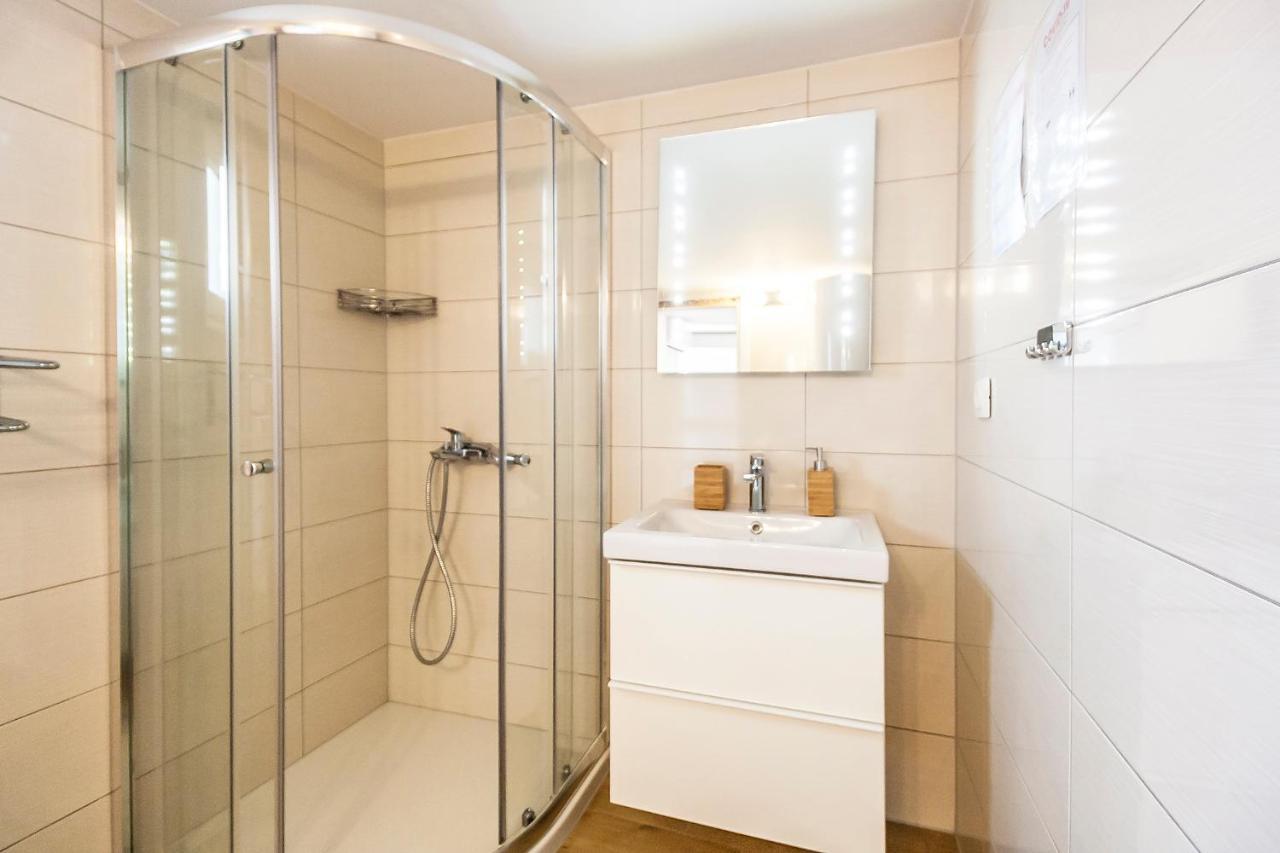 Studio & Apartment 'The Roots Apartments' Near Pula, Istria, Croatia Εξωτερικό φωτογραφία