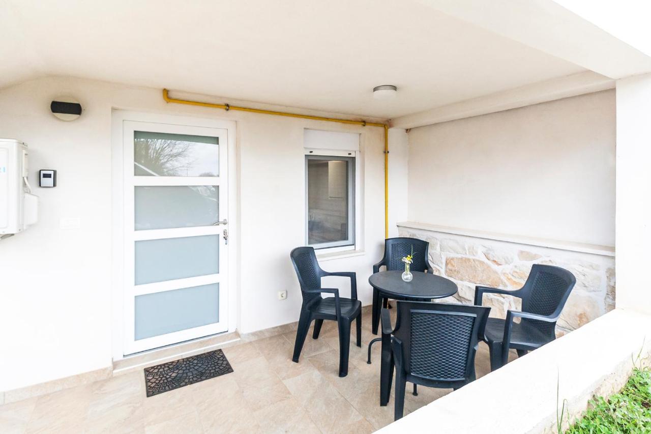 Studio & Apartment 'The Roots Apartments' Near Pula, Istria, Croatia Εξωτερικό φωτογραφία