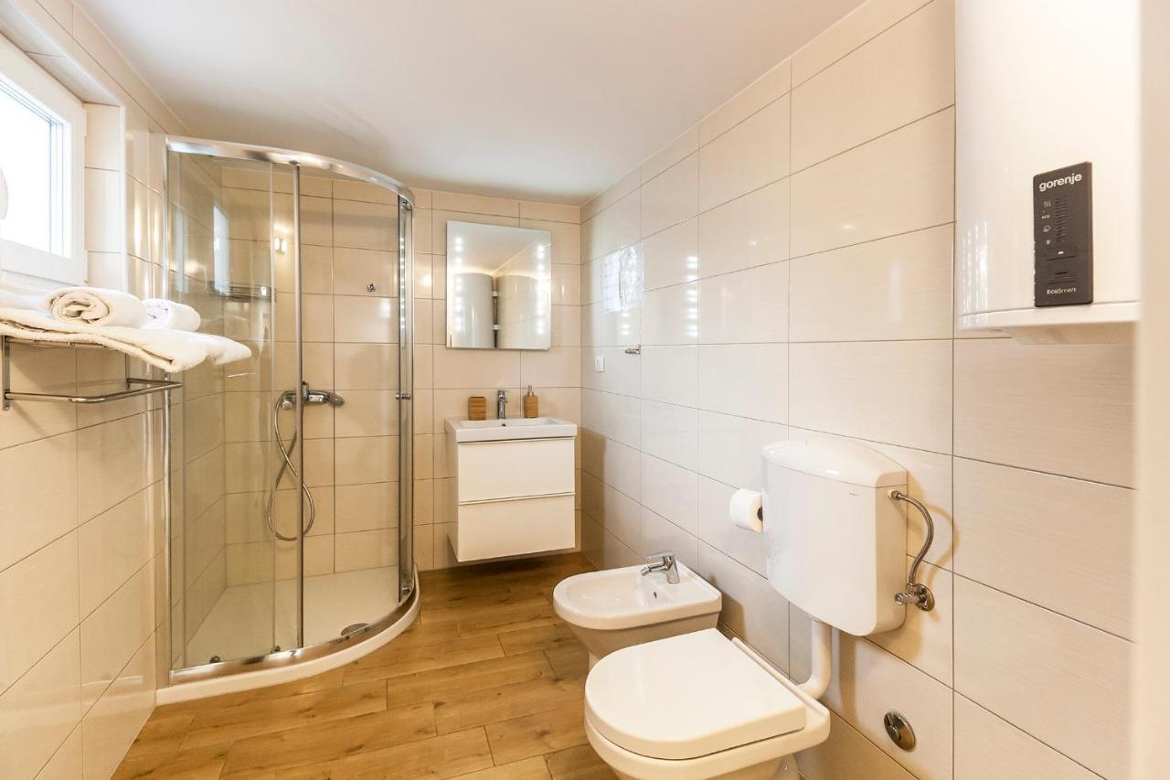 Studio & Apartment 'The Roots Apartments' Near Pula, Istria, Croatia Εξωτερικό φωτογραφία